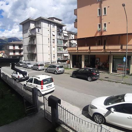 Appartamento Centrale Fino A 8 Posti Letto Pontremoli Extérieur photo