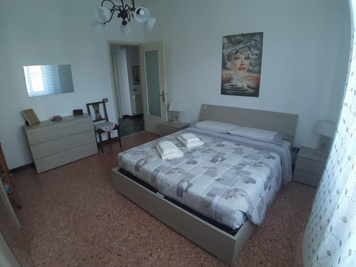 Appartamento Centrale Fino A 8 Posti Letto Pontremoli Extérieur photo