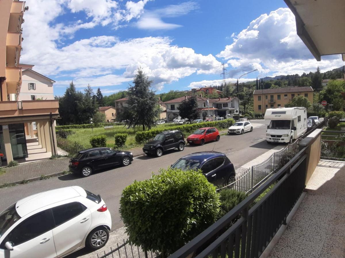Appartamento Centrale Fino A 8 Posti Letto Pontremoli Extérieur photo